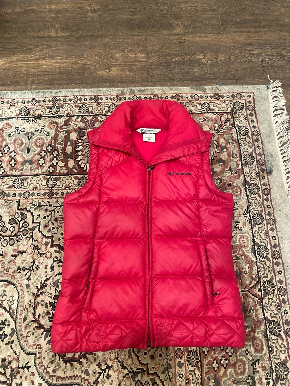 Columbia Omni-Shield Women’s Hot Pink Quilted Puffer Vest